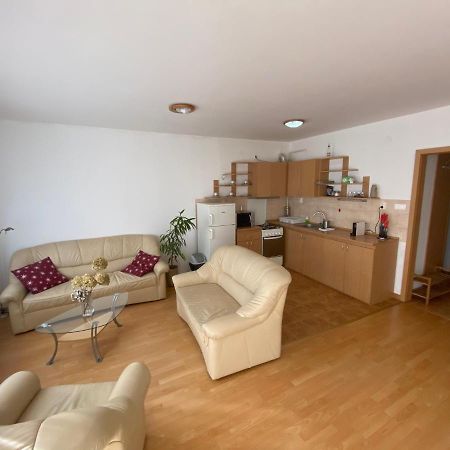 Ihome Apartment 3.0 Πετς Εξωτερικό φωτογραφία