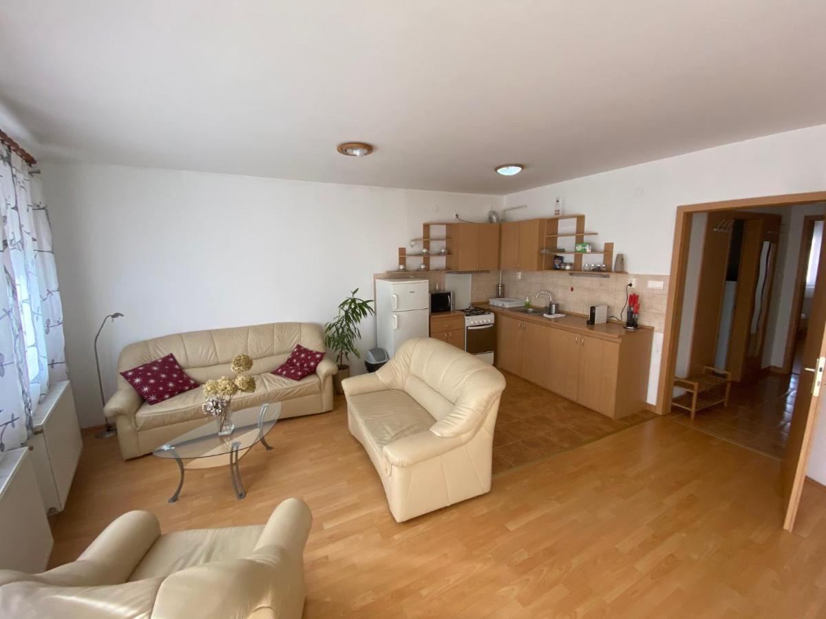 Ihome Apartment 3.0 Πετς Εξωτερικό φωτογραφία